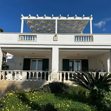 Gioia Villa *